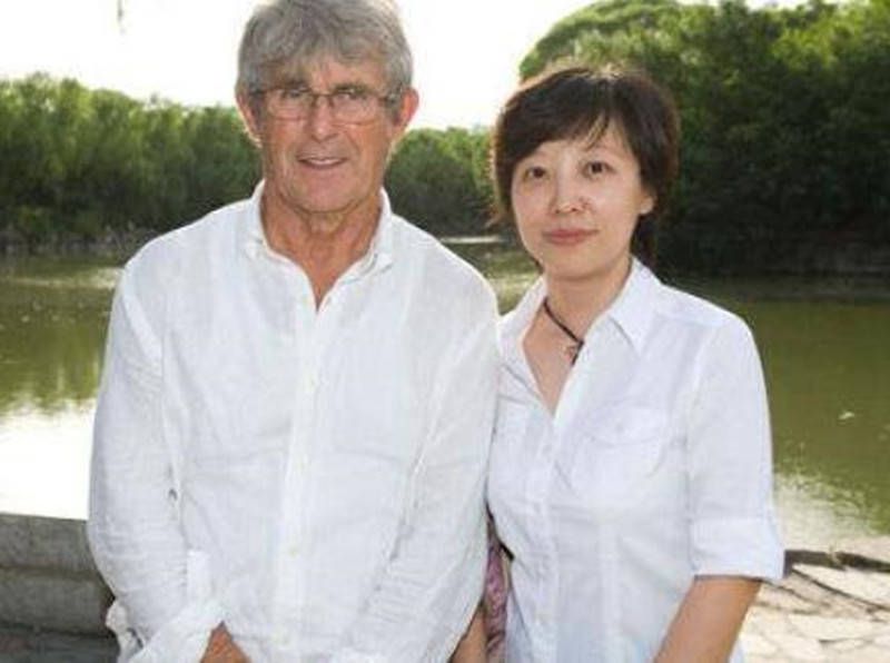 亚洲美女在线播放
