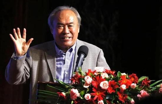 背着丈夫的外遇之旅